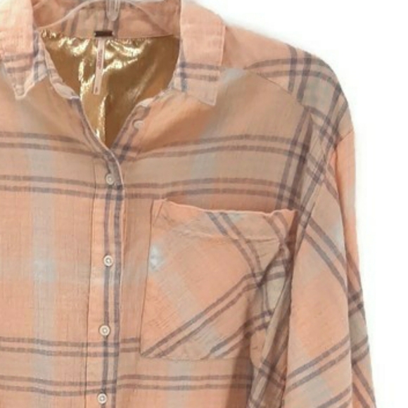 Free People Peach Plaid Cropped Button Up Small - Picture 7 of 7